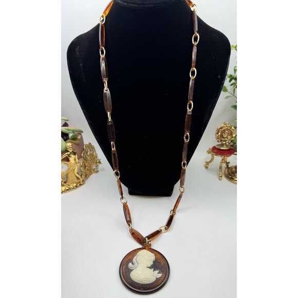 Vintage Celluloid Faux Tortoise Cameo Chain Link Pendant Necklace 34" Long - Picture 2 of 10
